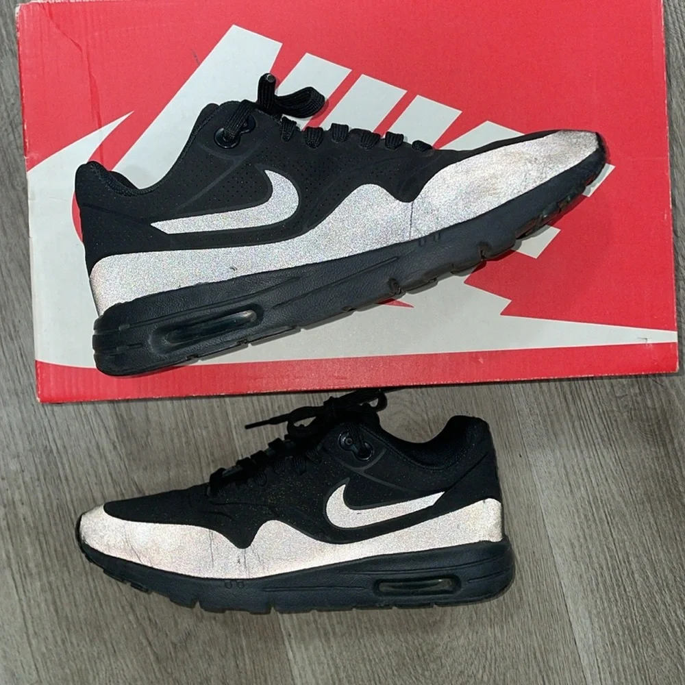 Nike Air Max 1 Ultra Moire Black- Size 7